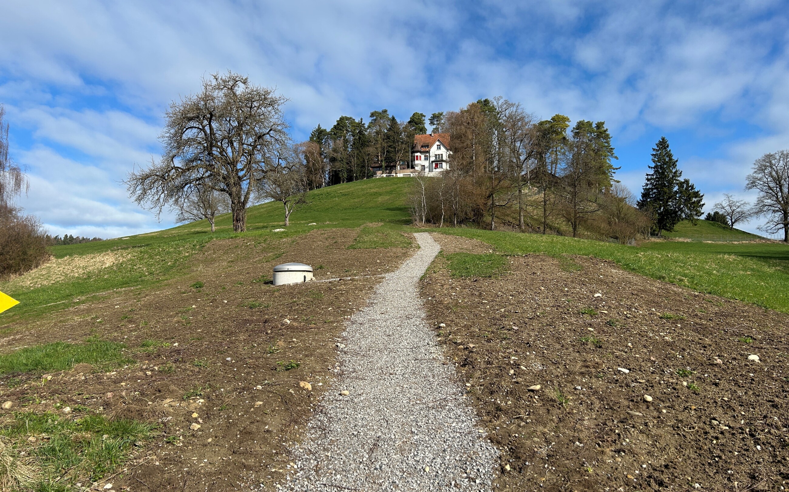 <p>Druckerhöhungsanlage Säntisblick aussen</p>